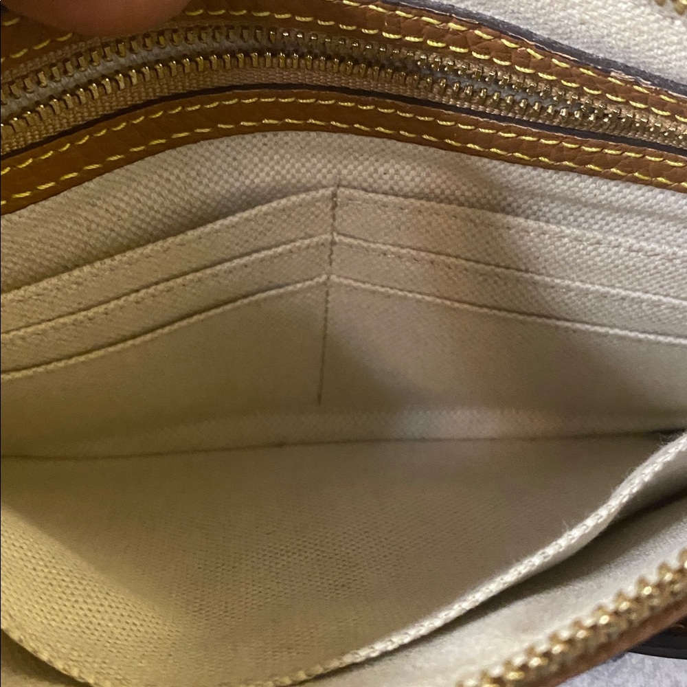Dooney & Bourke Beige canvas and leather Shopper and dooney wristlet - Picture 13 of 13